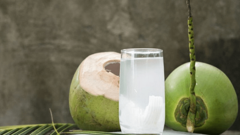 Nước dừa là một loại thức uống giúp giảm cân hiệu quả