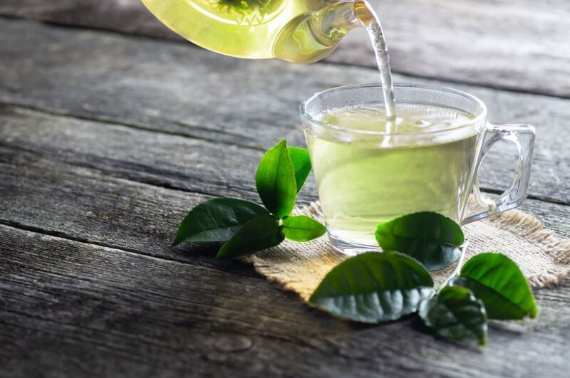 Uống trà xanh đúng cách sẽ giúp cải thiện làn da của bạn