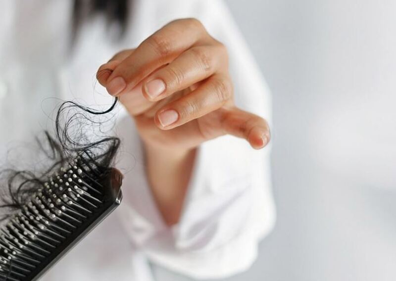 Tóc rụng có thể mọc lại tùy theo từng nguyên nhân cụ thể
