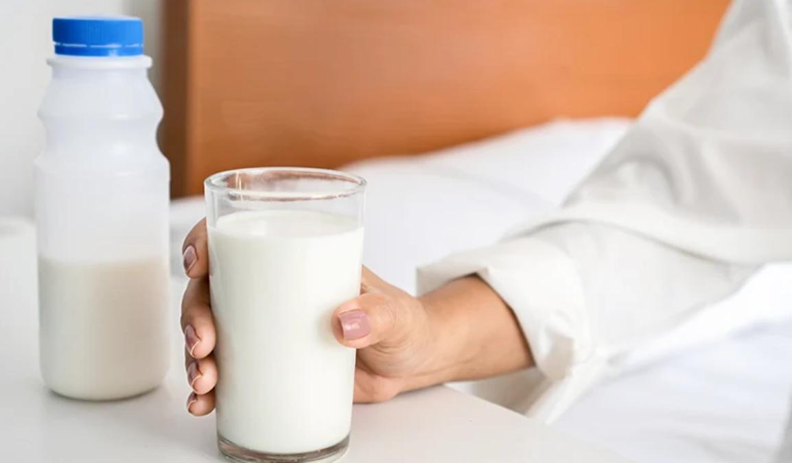 Sữa không chỉ là nguồn cung cấp năng lượng cho cơ thể mà còn giúp cho đôi môi trở nên ẩm mượt